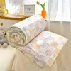 Colcha de Verano de Gasa de Doble Capa con Estampado de Dibujos Animados Clase A, Colcha para Cama Doble, Colcha de Verano Amigable con la Piel, Colcha para Aire Acondicionado, Colcha de Regalo, Venta al por Mayor