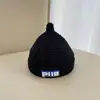 Novo Chapéu de Tricô com Proteção para Orelhas para Bebê Outono e Inverno, Conjunto de Duas Peças de Chapéu Quente e Cachecol para Crianças, Chapéu Gorro Fofo e Macio para Bebê