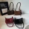 Bolso Versátil de Moda Otoño 2026 para el Día a Día, Bolso Cruzado Simple de un Solo Hombro, Bolso de Axila de Lujo Ligero Francés de Alta Gama