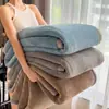 Confortável e Confortável Estilo Liso Cor Pura Veludo Leite Cama Inverno Espessado Veludo Coral Dormitório Estudante Cama de Solteiro Cobertor