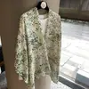 Bufanda de moda versátil para primavera y verano, bufanda de seda estampada en relieve dorado estilo francés, bufanda de seda con tacto de algodón y lino, chal protector solar para viajes para mujer