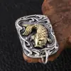 Collar Colgante de Pez Koi de Año Nuevo para Hombres y Mujeres Chapado en Plata Moda Vintage Personalidad Etiqueta Pequeña Colgante con Grabado