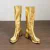 Botas de moda de outono e inverno de salto alto plus size para comércio exterior, botas de cano alto com bico quadrado para comércio transfronteiriço, botas femininas versáteis de cor sólida com zíper lateral e plataforma impermeável
