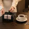 Elegante e simples conjunto de xícara e pires de café com padrão de pedra, caneca e colher para uso doméstico, uso pessoal, xícara para latte art, copo de água