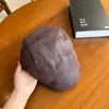 Boné Estilo Japonês Ins Gradiente Camurça Aba Reta para Mulheres, Novo Estilo de Rua Outono e Inverno Versátil Personalidade Boné de Jornaleiro Que Faz o Rosto Parecer Menor