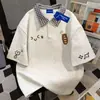 Camiseta de Manga Corta a Cuadros con Cuello Solapa, Estilo Japonés de Marca de Moda, Parche de Algodón Puro para Mujer, Estampado Simple de Dibujos Animados Ins, Top de Pareja para Primavera y Verano