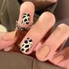 Me encanta el rubor flor usar armadura Yiwu arte de uñas viento ins uñas postizas cortas uñas con acabado diamante al por mayor