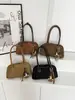 Bolso de Bowling Nuevo Vintage de Cuero Gamuzado Otoño/Invierno 2026, Bolso de Hombro Versátil de Moda Estilo Coreano para Mujer, Bolso de Mano, Bolso de Axila