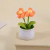 Productos terminados transfronterizos: Flores de hilo tejidas a crochet, plantas pequeñas en maceta, flores artificiales hechas a mano, adornos decorativos de escritorio al por mayor