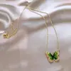 Collar con Colgante de Mariposa Degradado Verde para Mujer, Cadena para Clavícula de Lujo de Gama Alta, Accesorio para el Cuello, Nuevo Modelo 2026