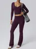 Conjunto de yoga estilo europeo y americano, secado rápido, sensación de segunda piel, doblemente pulido, escote en V pronunciado, manga larga, pantalones que levantan el trasero, ropa para deportes y fitness 62628+52338