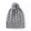 Chapéu de Tricô de Cashmere 2024, Ponto Trançado, com Pom-Pom, Lã de Cashmere de Cabra, Quente para Outono e Inverno, Chapéu Feminino, Em Estoque, Atacado