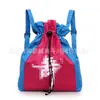 Bolsas de puesto suministran bolsas de regalo personalizadas al por mayor para niños, impermeables, de danza latina, para hombres y mujeres, con cordón, palabras publicitarias impresas