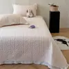 Conjunto de Cobertura de Cama de Renda 100% Algodão Três Peças, Capa de Edredom Combinando, Edredom de Verão, Conjunto de Edredom de Primavera e Outono Quatro Peças, Lençol de Cama Tatami 100% Algodão para Todas as Estações