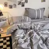 Funda de edredón de cuatro piezas, pequeña, fresca, engrosada, cepillada, para dormir sin ropa, grado de amabilidad con la piel, universal para las cuatro estaciones, dormitorio estudiantil