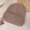 Chapéu de lã casual de pelo de coelho outono e inverno europeu e americano para homens e mulheres, aquecedor de orelhas, chapéu para frio na cabeça, chapéu de esqui de cor sólida da moda, combina com tudo