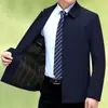 Jaqueta casual masculina de primavera e outono, casaco executivo masculino de alta qualidade, nova jaqueta de lapela business de corte solto para homens de meia-idade e idosos