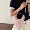 Bolso de Mano Coreano de Nicho de Gama Alta, Pequeño y Exquisito, Adecuado para el Trabajo y los Viajes Diarios, Nuevo Modelo 2026 Bolso Cruzado para Mujer