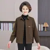 Casaco curto de outono para mãe de meia-idade, modelo novo estiloso 2026, blusa plus size para primavera e outono para mulheres de meia-idade e idosas