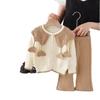 Chaqueta Suéter para Niñas Otoño e Invierno 2024 Nuevo Traje de Punto Corazón Hecho a Mano Traje de Pantalón para Niña