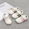 Zapatillas Deportivas de Entrenamiento Alemanas para Niñas 2026 Nuevo Estilo Otoño Niños Pequeños y Medianos Zapatos Casuales Versátiles de Moda Suela Suave Zapatos Cortez para Niños
