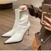 Botas Martin de tacón alto con punta estilo francés, nuevo modelo 2026, tacón de aguja de charol elegante, botas que alargan las piernas y estilizan, botas de cuero vintage