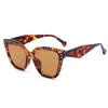 Gafas de Sol de Moda Transfronterizas Europeas y Americanas para Mujer, Gafas de Sol Tachonadas Versátiles de Moda, Gafas con Bloqueo de Color y Luz Azul para Hombre