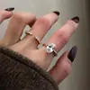 Anillo Abierto Dorado de Moda Estilo Medieval para Mujer, Diseño de Nicho Versátil, Lujo Ligero, Joyería Vintage de Gama Alta