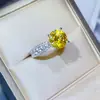 Anillo de Diamante Moissanita Amarilla de 3 Quilates Venta al por Mayor Transfronteriza Europea y Americana Anillo de Diamante Amarillo para Mujer Bolígrafo de Prueba de Color para Diamante