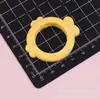 Accesorios de resina lindos y creativos de pez pequeño y gato, decoraciones DIY de pegamento de crema brillante, materiales para carcasas de teléfono y imanes de refrigerador al por mayor