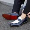 Verão Novo Estilo Tamanho Grande Formal de Negócios Sapatos de Couro Brogues Masculinos Slip-on Loafers com Borla 46