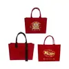 Bolsas de feltro personalizadas para eventos de fim de ano, bolsas de ombro de feltro vermelho, bolsas de feltro para aniversário corporativo, bolsas de Ano Novo