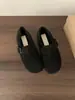 Sandálias Birkenstock estilo floresta cinza retrô, peculiares e fofas para mulheres, com sola grossa, novos mocassins casuais slip-on outono/inverno 2025