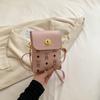 Bolsa Estilo Hong Kong y Taiwán para Cigarreras 2023 Nueva de Moda Versátil Cuadrada Pequeña Vertical Bolso Blanco de Hombro Cruzado para Teléfono Móvil Bolso de Mujer