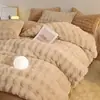 Conjunto de pelúcia de coelho com bolhas grandes em degradê rosa de quatro peças, espessado e quente, roupa de cama de inverno colorida de veludo de leite, disponível para envio direto de uma peça