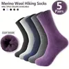 Meias Masculinas Casuais Meias de Outono e Inverno Meias Engrossadas Com Pelúcia Quentes Meias de Cano Médio Meias de Comércio Exterior Meias de Zhuji Atacado