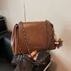 Moda Nicho Textura Retro Gran Capacidad Hombro Único Axila Otoño e Invierno 2025 Nuevo Versátil Viajero Cruzado Bolso Tote