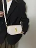 2026 Nova Moda Simples Acolchoada Bordada Ysl Bolsa de Axila Versátil Ombro Transversal Sela para Mulheres