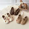 Zapatos Planos Elásticos para Niñas 2025 Primavera/Otoño Nuevos Zapatos de Cuero con Moño Moda Infantil Estilo Coreano Zapatos de Princesa para Niña Pequeña