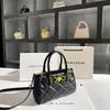 Dropshipping Bolsos Kelly Acolchados de Nicho Nuevo Estilo Otoño/Invierno 2025 Bolsos de Mano de Alta Gama al por Mayor