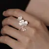 Nuevo Anillo de Orquídea de Diamante Brillante Chino para Mujer Elegante Artístico Diseño de Forma de Flor Fresco y Refinado Anillo Abierto Ajustable