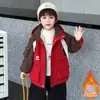 Chaqueta de Esquí para Niños Otoño Invierno Aterciopelada Gruesa Hermosa Ropa Exterior para Niños 2026 Nueva Chaqueta Estilo Callejero para Bebé Moderna