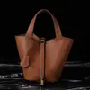 Bolso Satchel de Diseño de Nicho Bolsa Cesta de Verduras 2025 Nuevo Bolso Cubo de Alta Gama de Gran Capacidad Bolso de Hombro Casual de Moda para el Trabajo