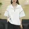 Camiseta de algodão de verão nova, casual, solta, com meio zíper, gola alta, manga curta, para mulheres, estilosa e versátil, efeito emagrecedor