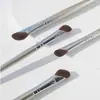 Brocha Pequeña para Sombras de Nariz en Forma de Hoce de Oro Rosa, Brocha Profesional de Maquillaje Angulada, Brocha para Difuminar, Brocha para Contorno, Brocha Angulada para Sombras del Puente Nasal