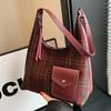 Bolso de Lana para Mujer, Gran Capacidad, Nuevo 2026 Otoño e Invierno Versátil Bolso de Hombro Cruzado, Bolso Cubo Texturizado de Moda Este Año