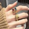 Anel aberto de 18K banhado a meio antigo com zircão cruz luz de luxo design de nicho sofisticado estilo ins anel personalizado para mulheres