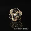 Broche Vintage de Camélia com Esmalte Dourado Preto, Corsage de Pérola Cravejado com Diamantes para Mulheres, Acessório Elegante para Cintura de Roupas, Em Estoque de Fábrica