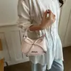 Bolsa Feminina Fashion com Laço para Axila 2026 Nova Bolsa de Mão Simples Bolsa de Ombro Casual Bolsa para o Dia a Dia Bolsa Transversal