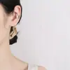 Pinza de Oreja Mariposa para Mujer Plata de Ley 925 Diseño de Personalidad Mariposa Dulce Pinza de Oreja Asimétrica Estilo ins Joyería de Oreja Elegante